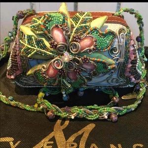 **L👀K** Mary Frances “Cravings” Purse Handbag